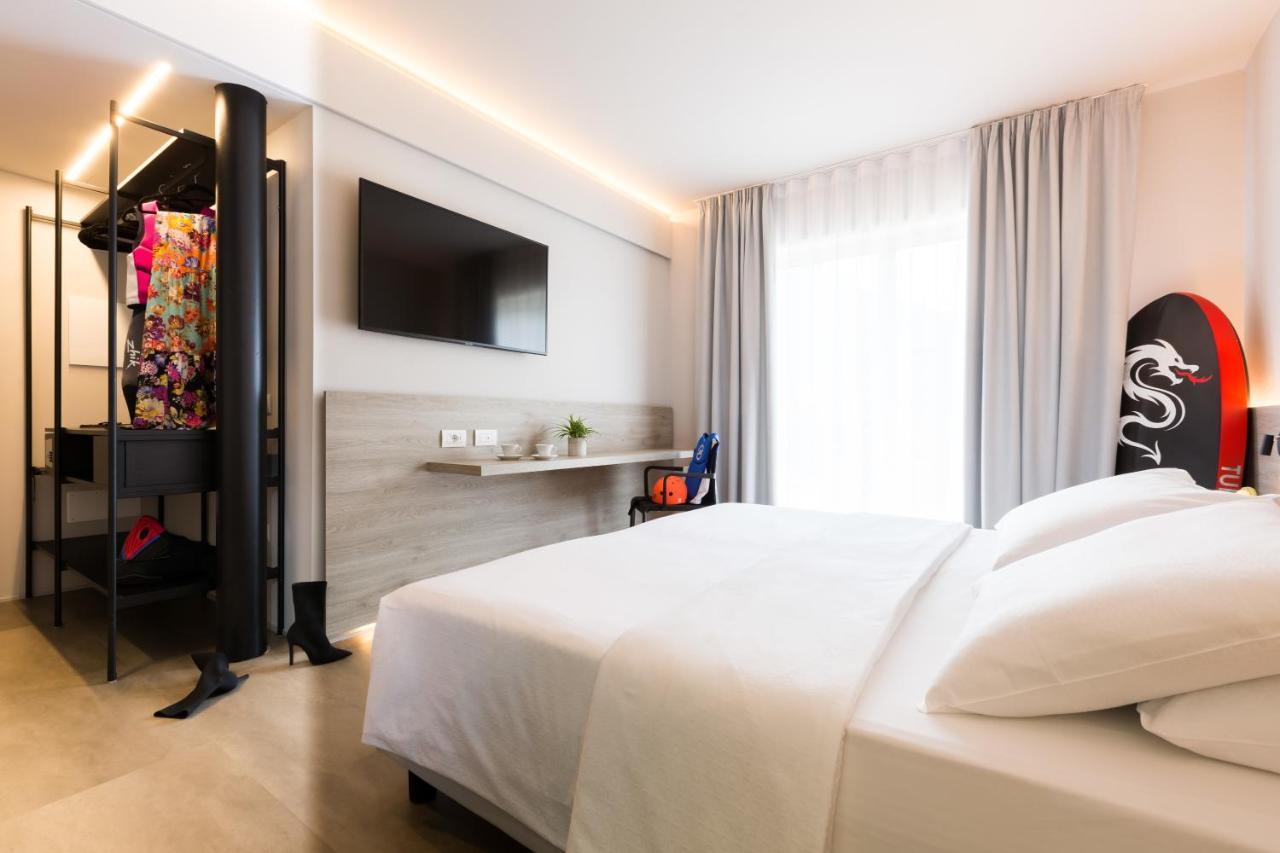 Goti Hotel Torbole Sul Garda Екстер'єр фото