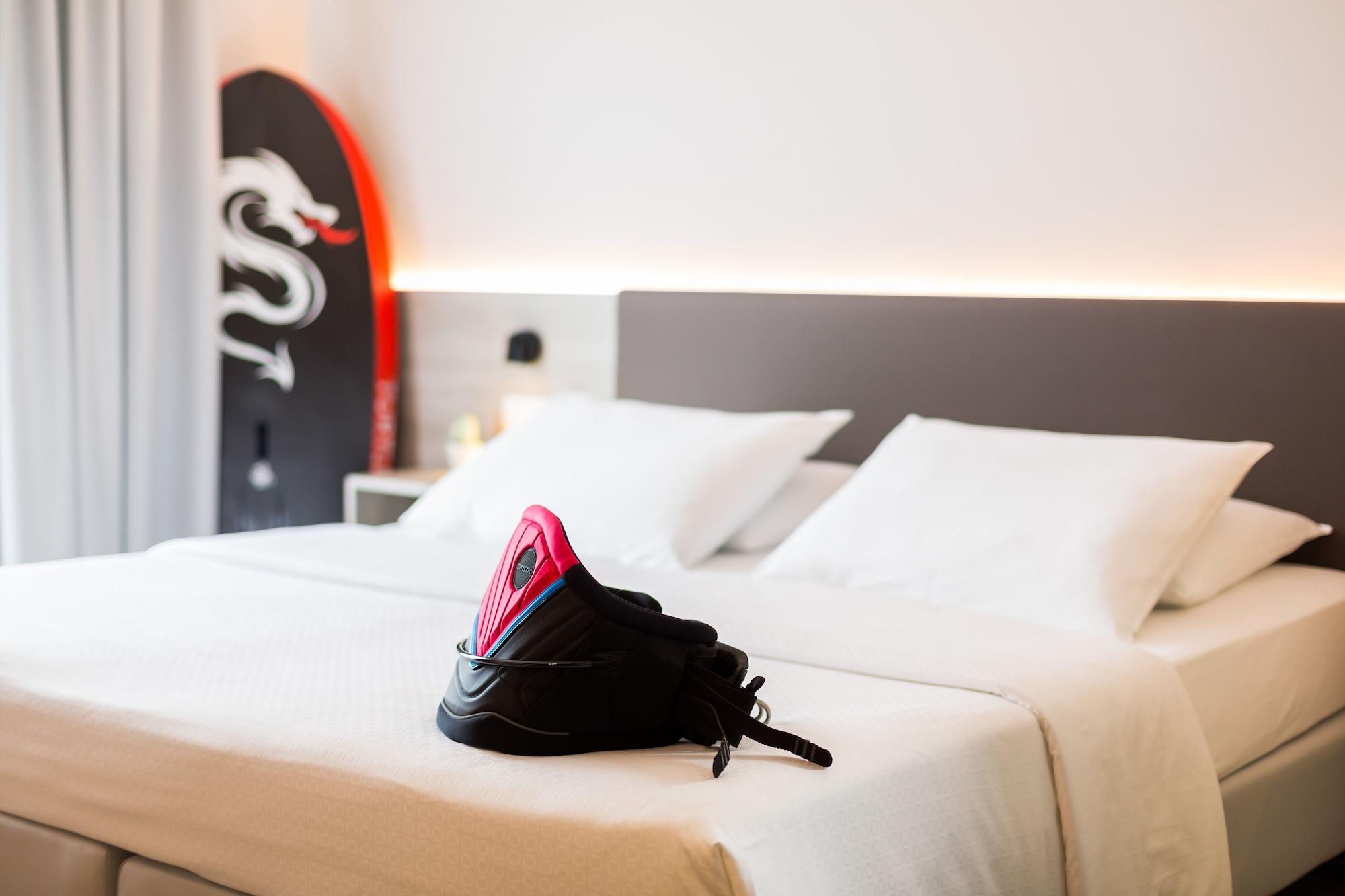 Goti Hotel Torbole Sul Garda Екстер'єр фото