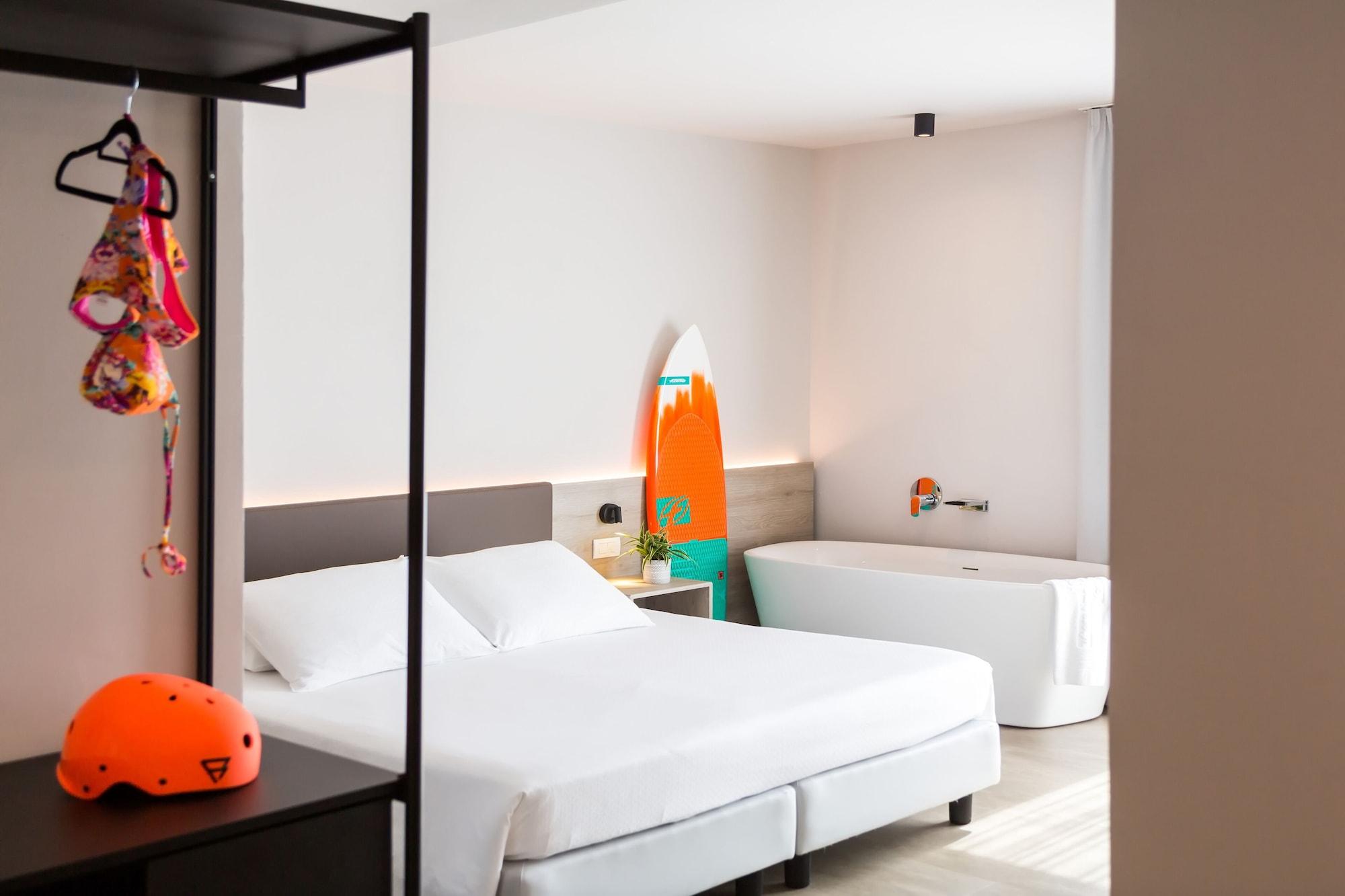 Goti Hotel Torbole Sul Garda Екстер'єр фото
